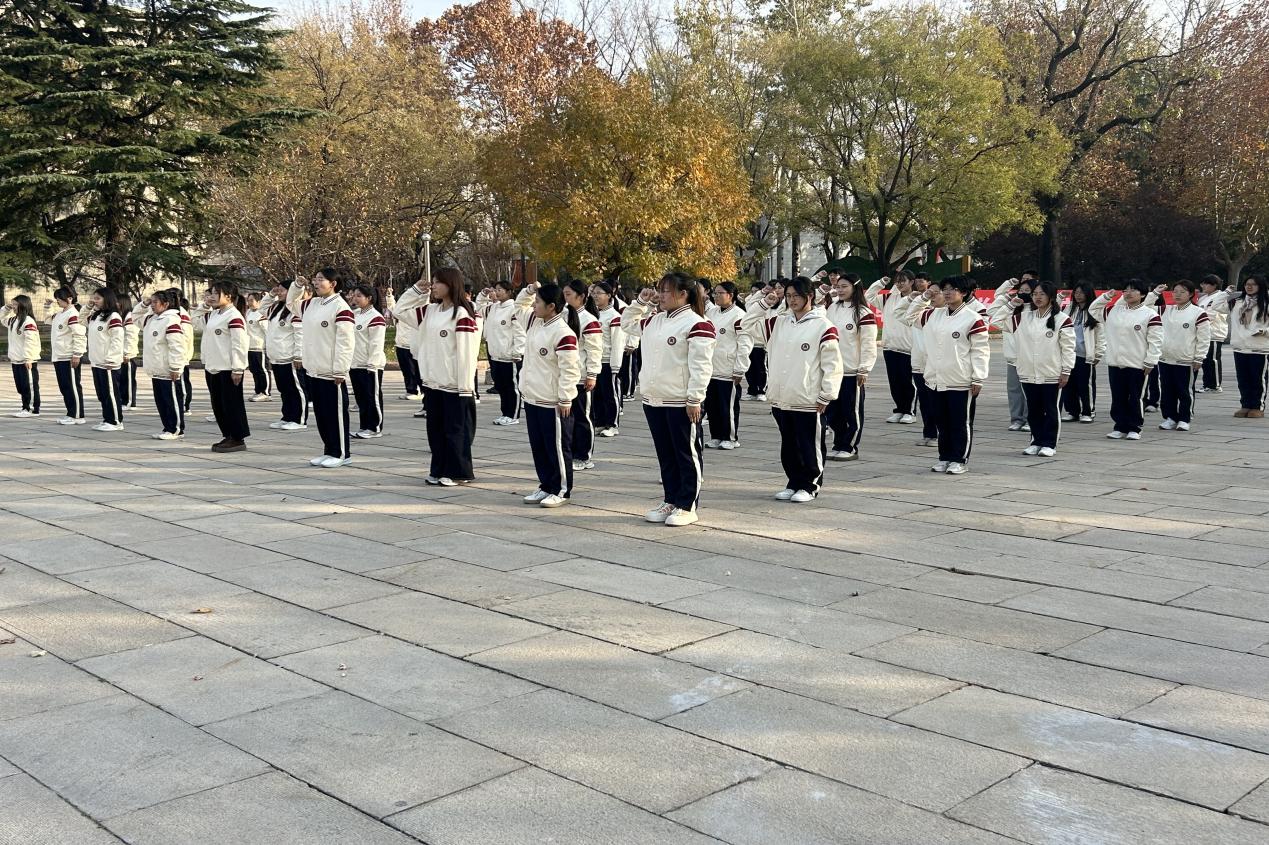 11月22日桃花族论坛
成人礼